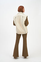 Load image into Gallery viewer, Polar Grid Gilet